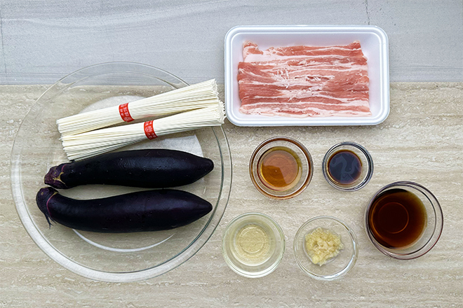 茄子と豚肉の甘辛炒めそうめん